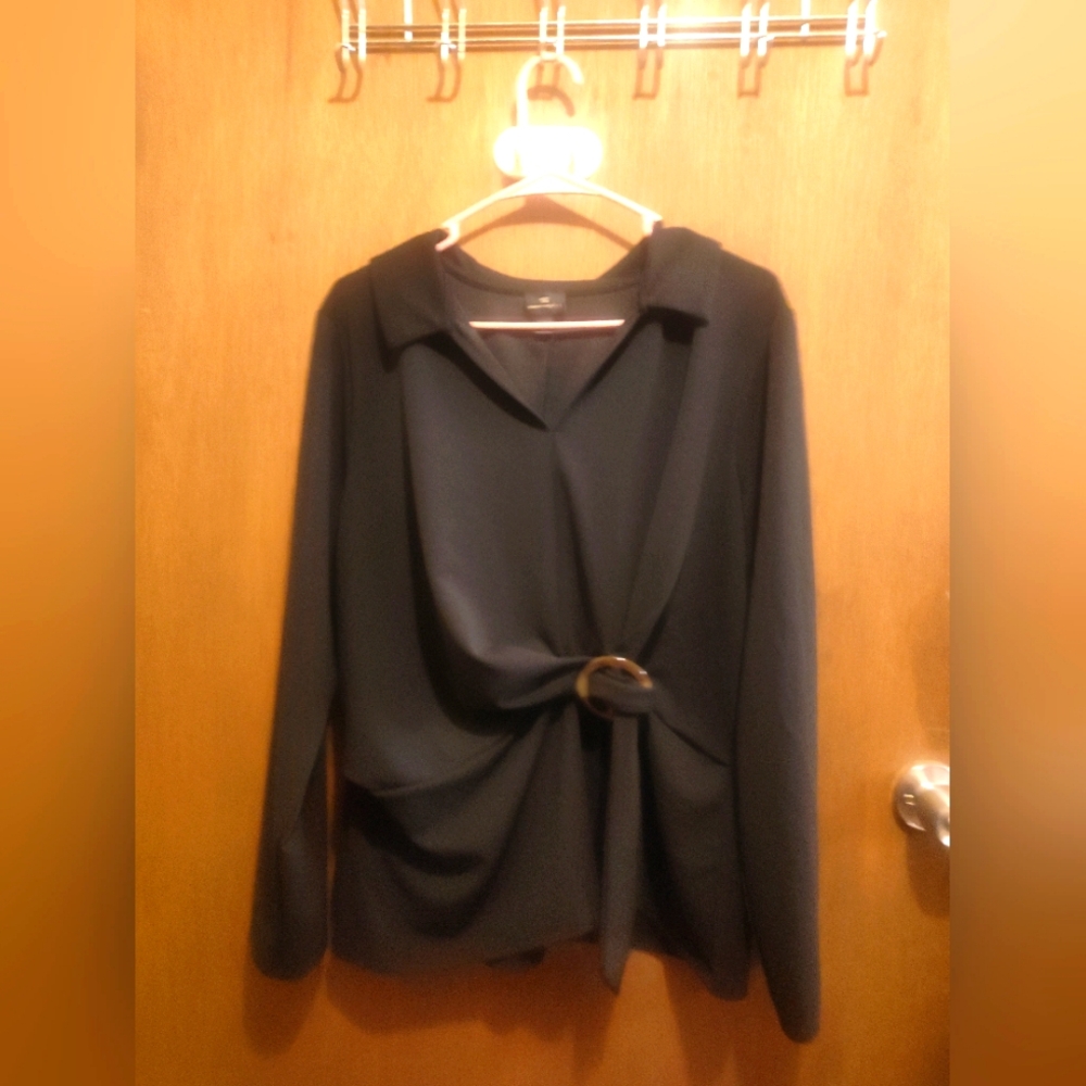 Stylish Black Blouse with Ring Accent